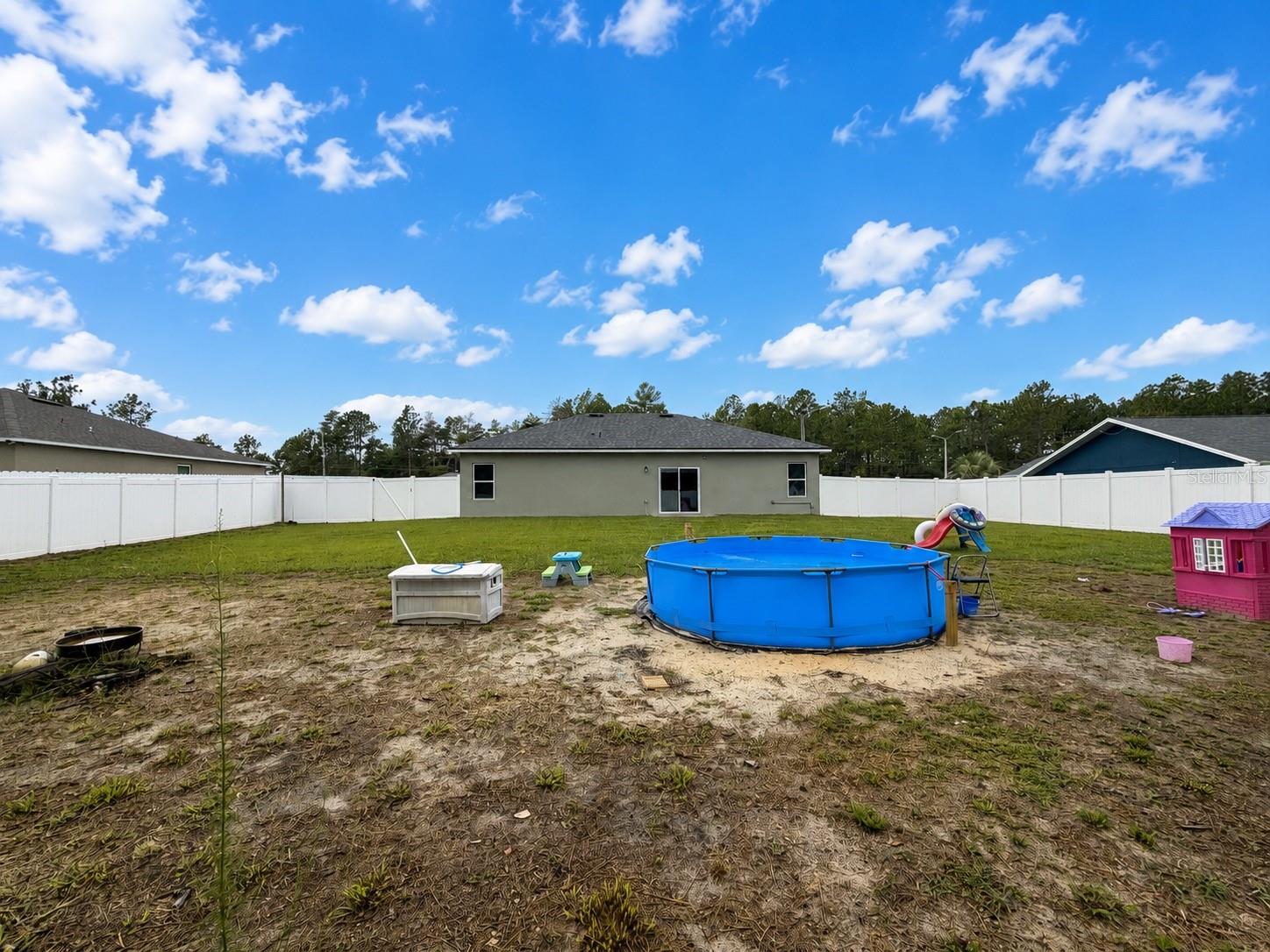 MARION OAKS - Residential