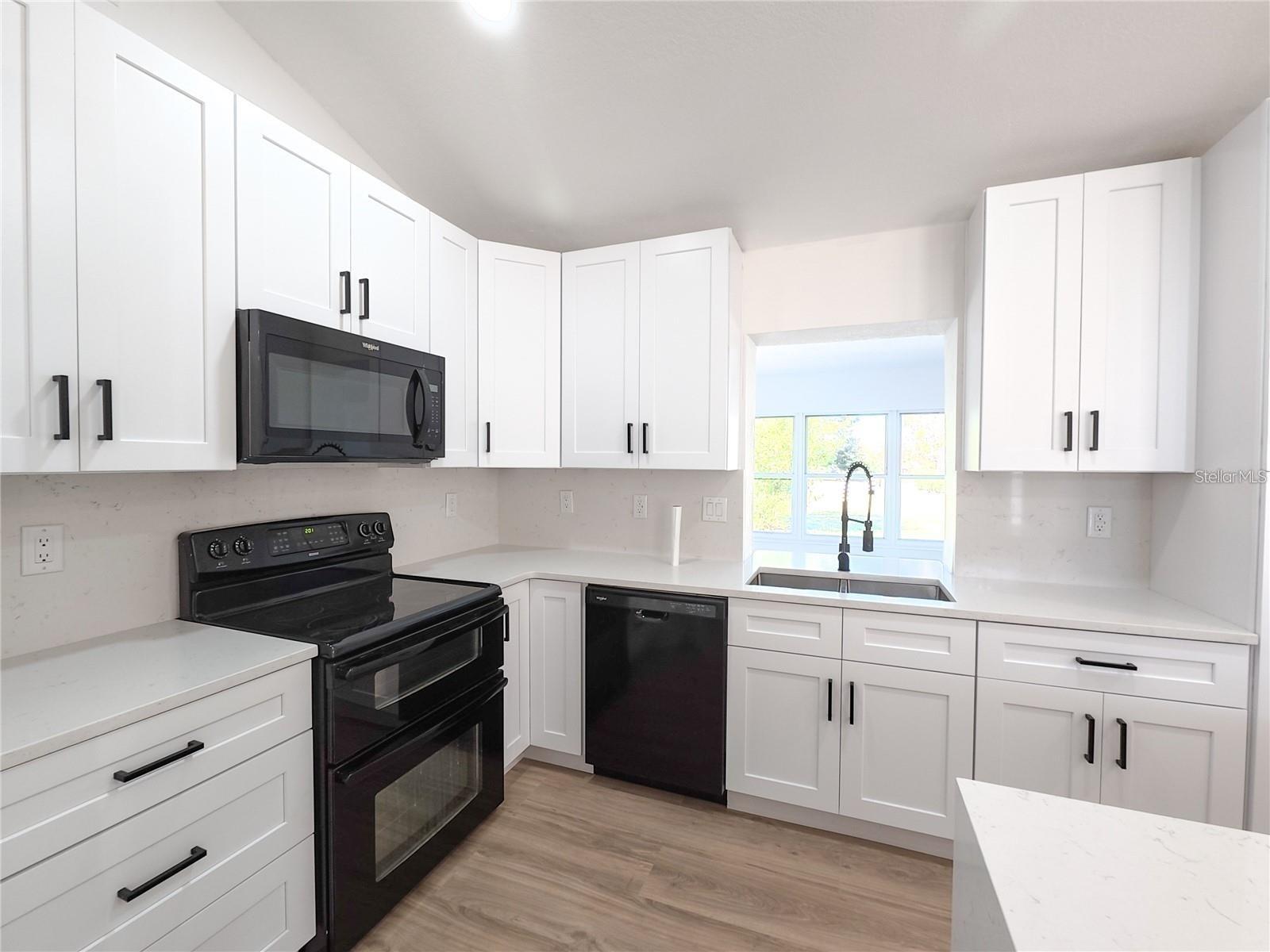 CRESCENT WEST SUB - Residential Lease