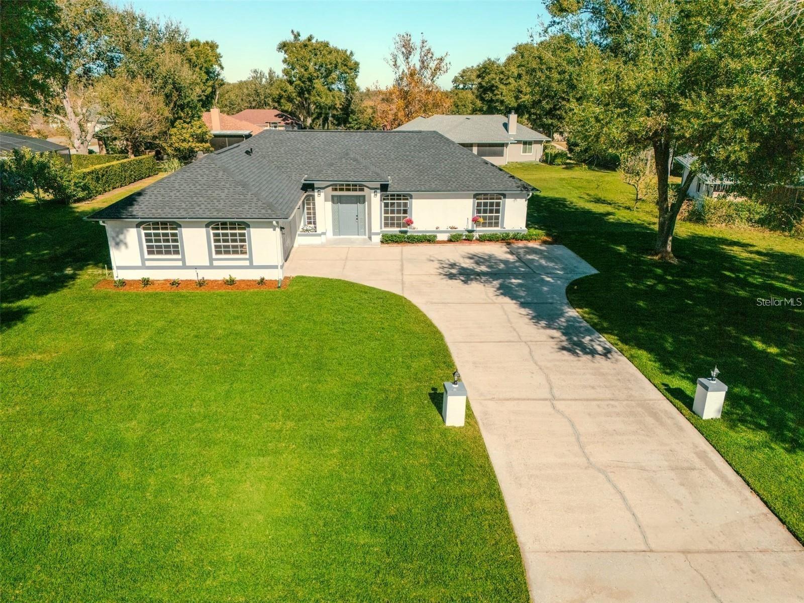 CRESCENT WEST SUB - Residential Lease
