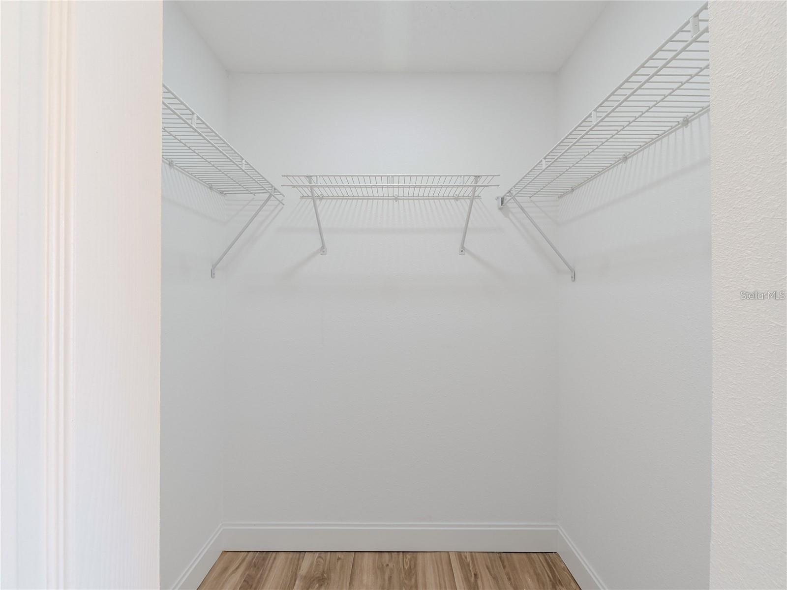 CRESCENT WEST SUB - Residential Lease