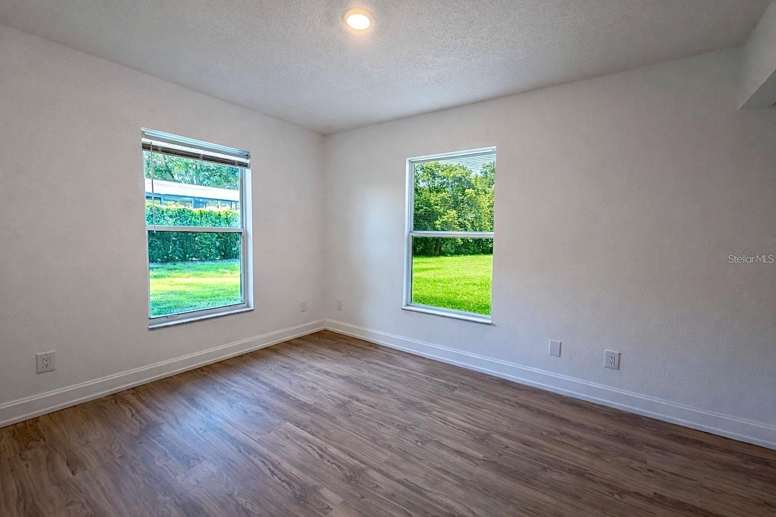 CRESCENT WEST SUB - Residential Lease