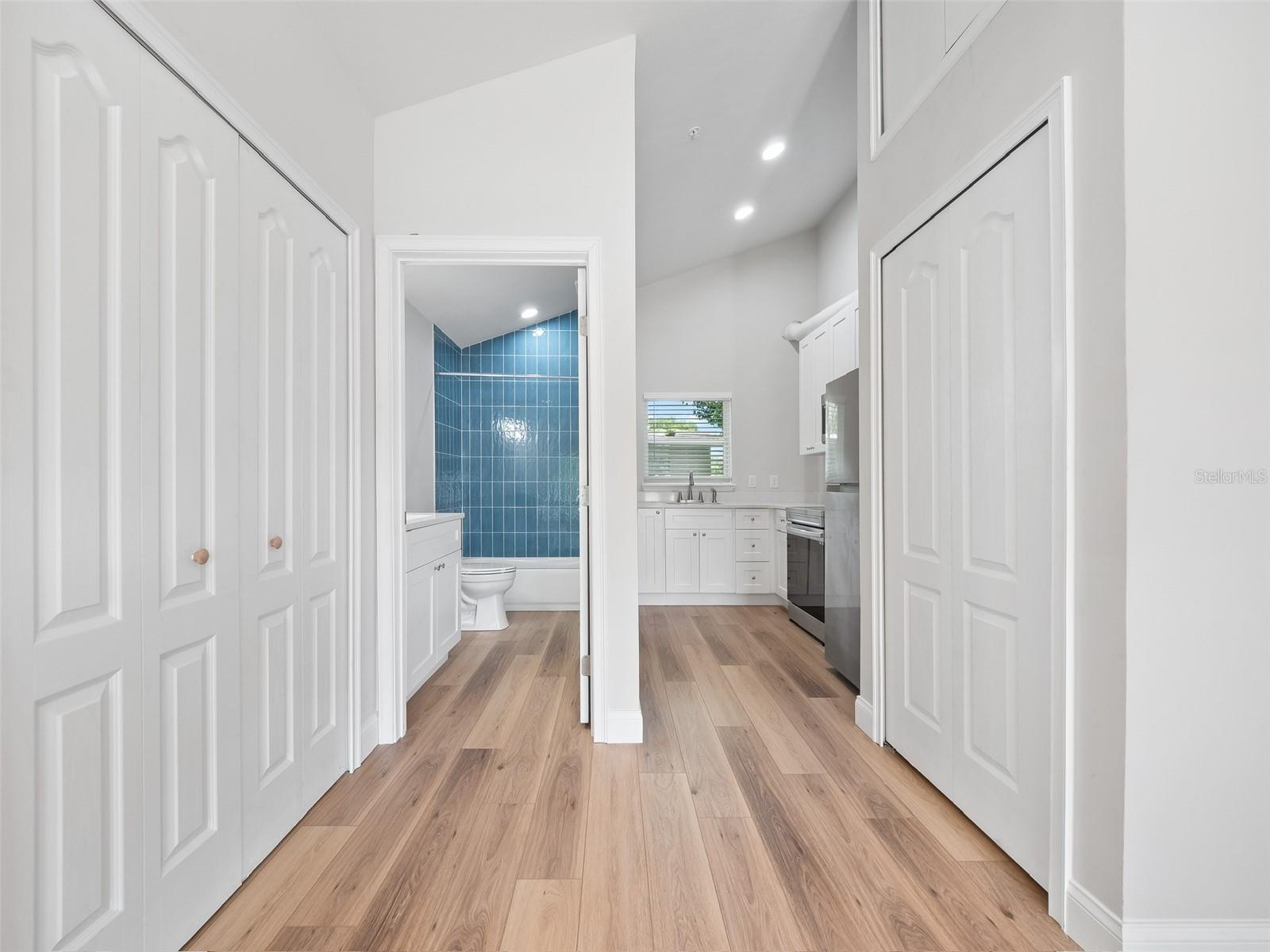 LAKE DAVIS HEIGHTS - Residential
