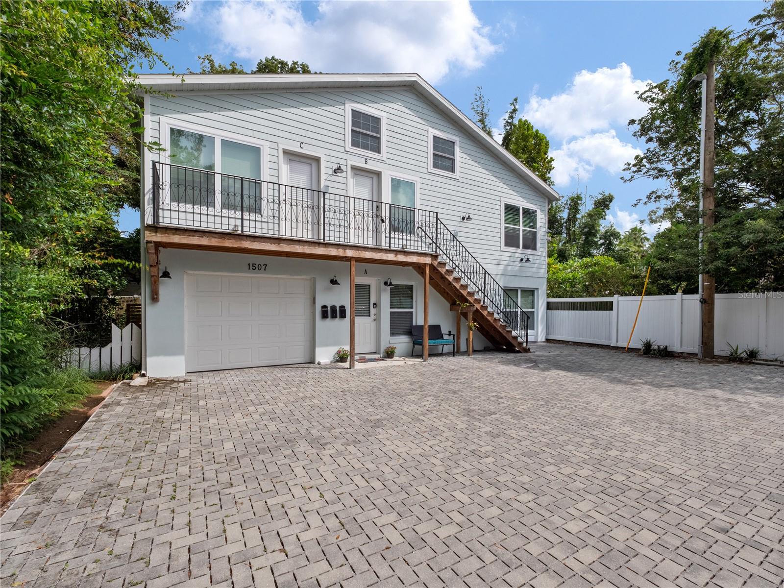 LAKE DAVIS HEIGHTS - Residential