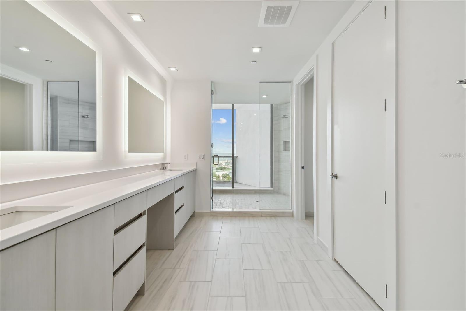 MARINA POINTE EAST A CONDOMINIUM - Residential