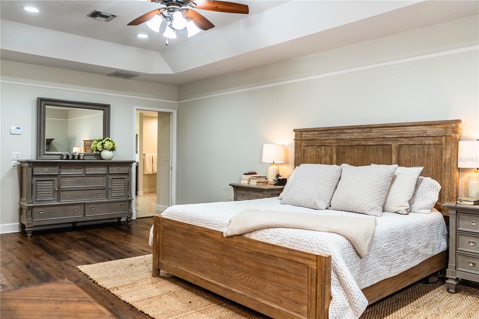 MILLBROOK OAKS - Residential