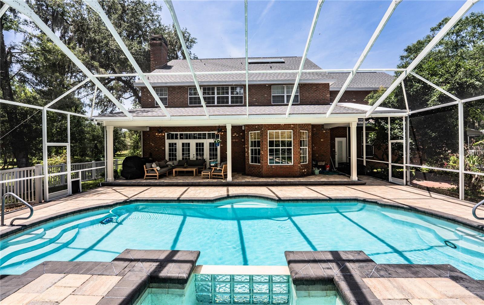 MILLBROOK OAKS - Residential