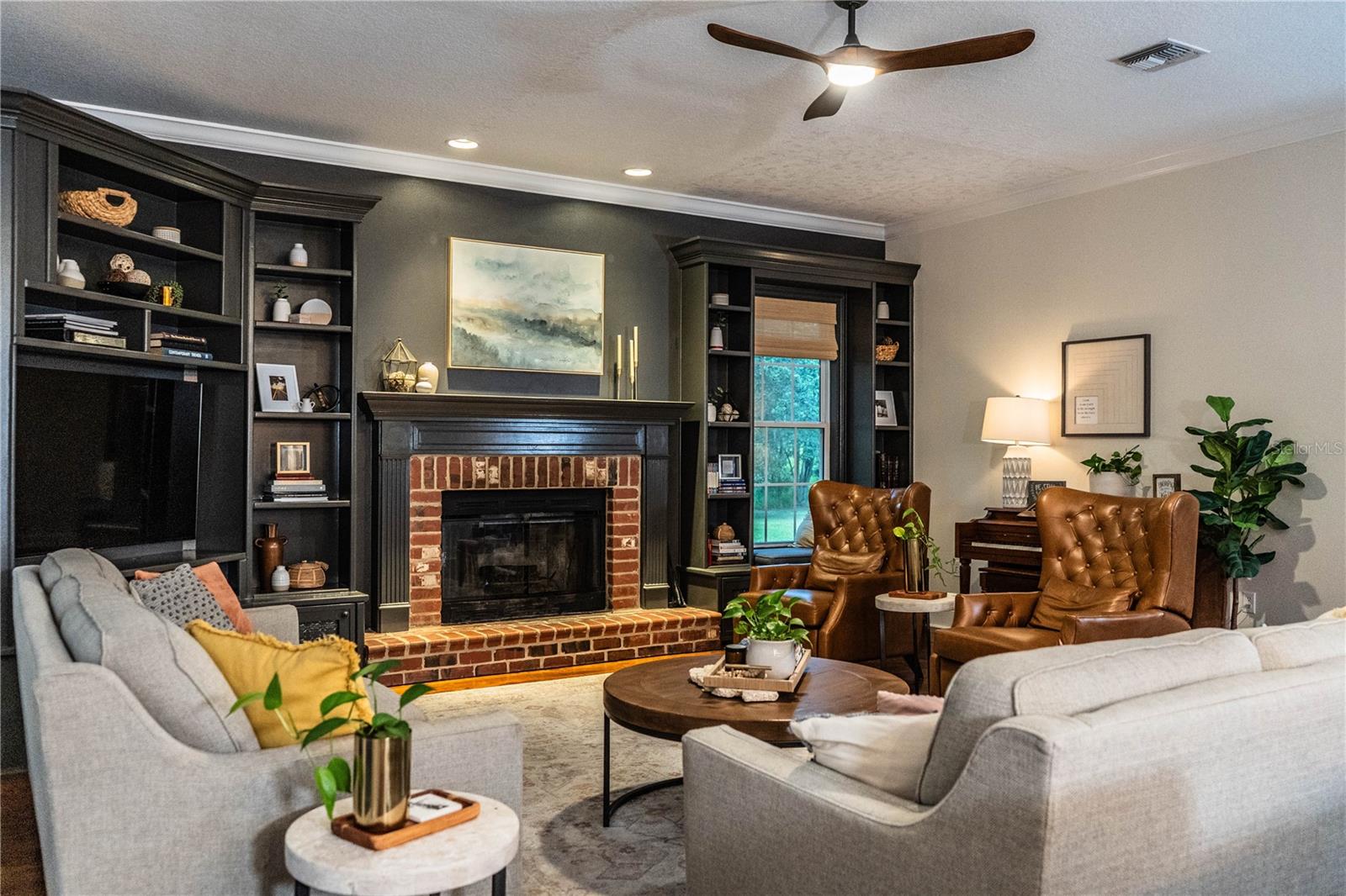 MILLBROOK OAKS - Residential