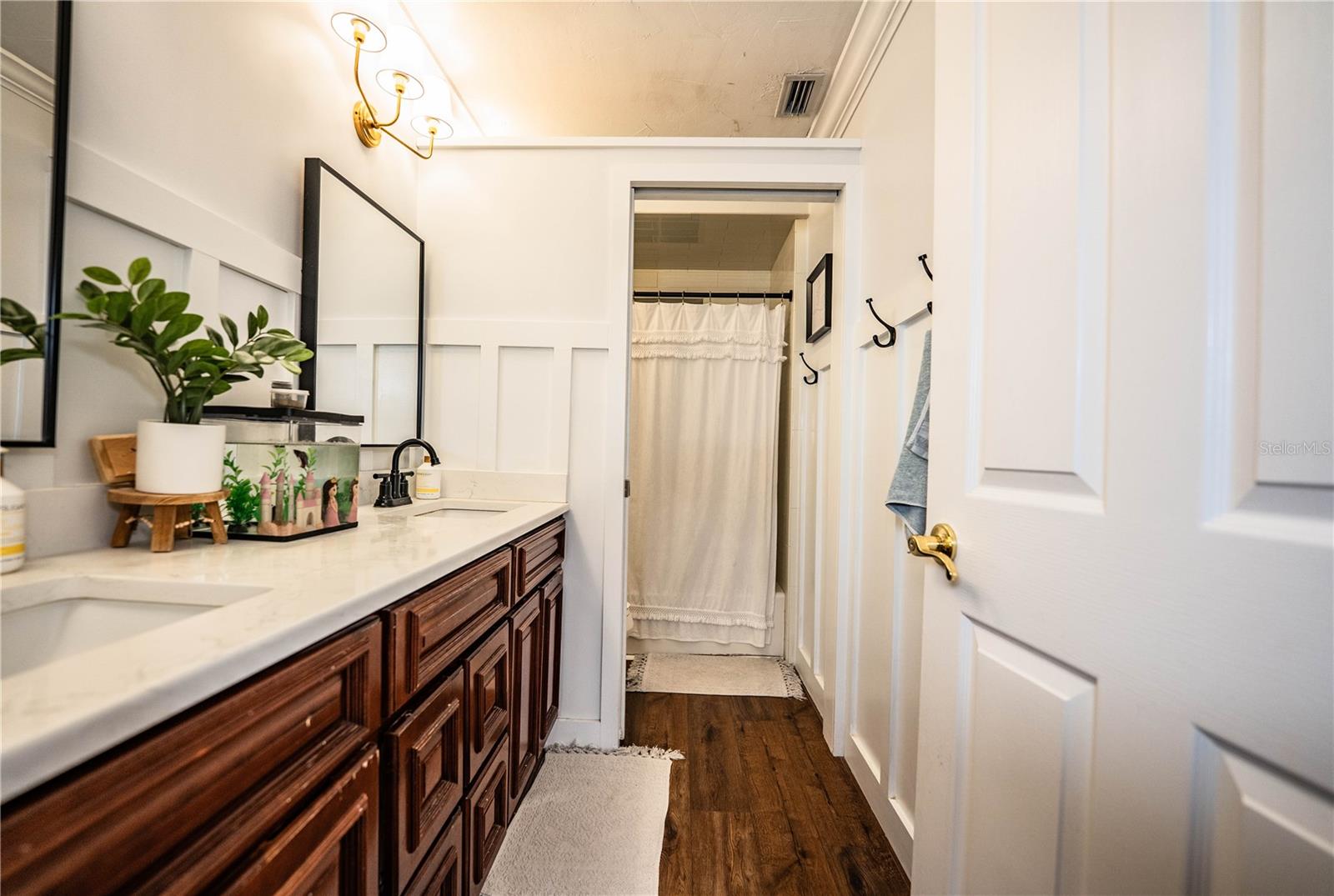 MILLBROOK OAKS - Residential