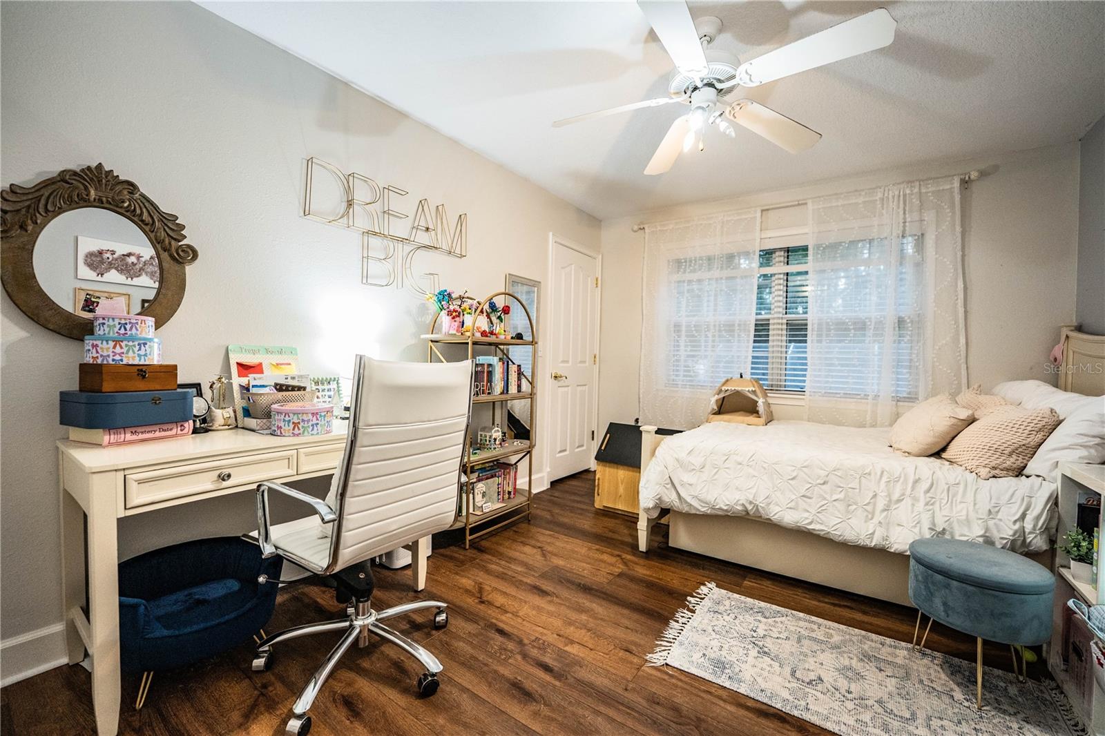 MILLBROOK OAKS - Residential
