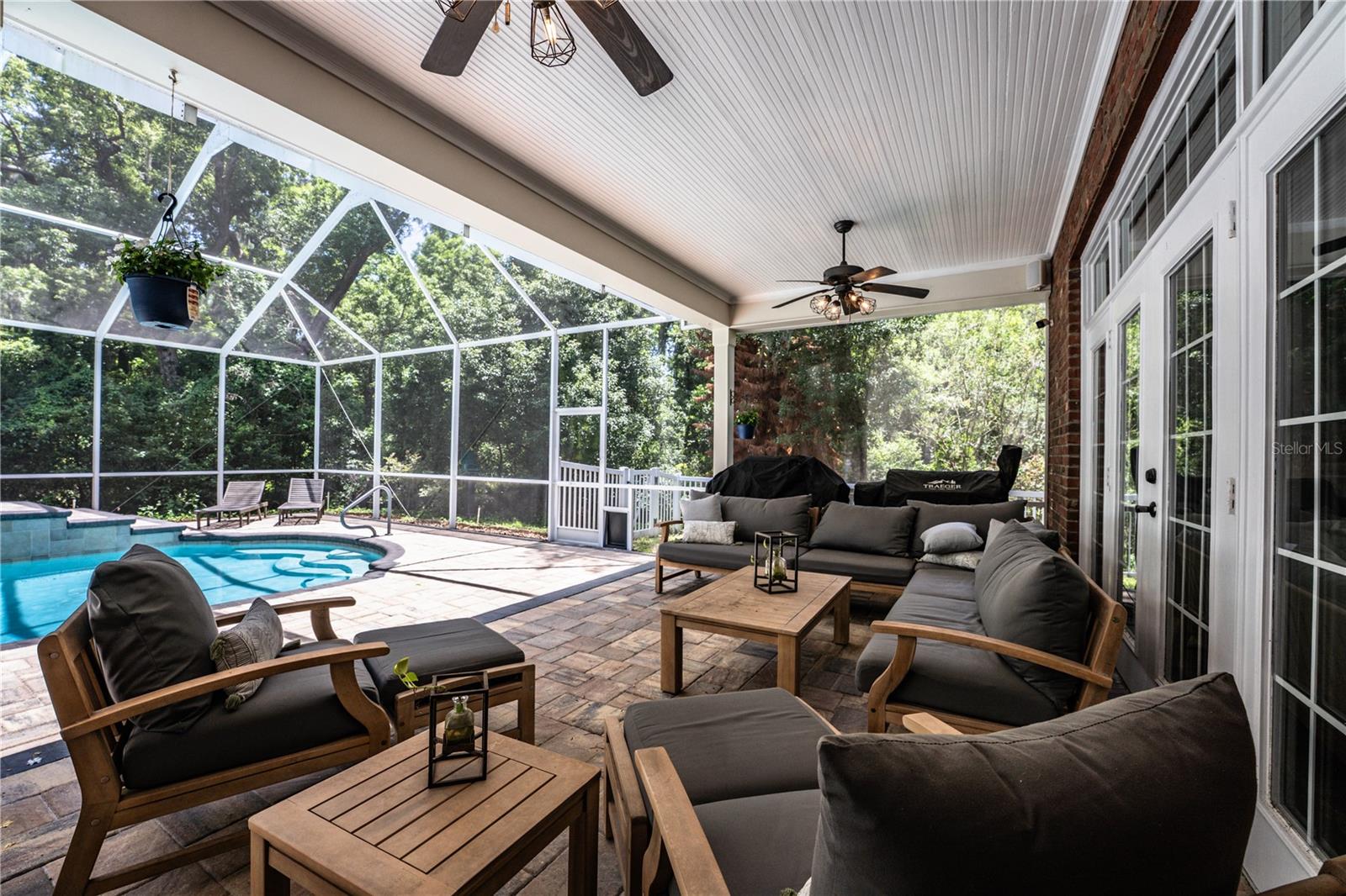 MILLBROOK OAKS - Residential