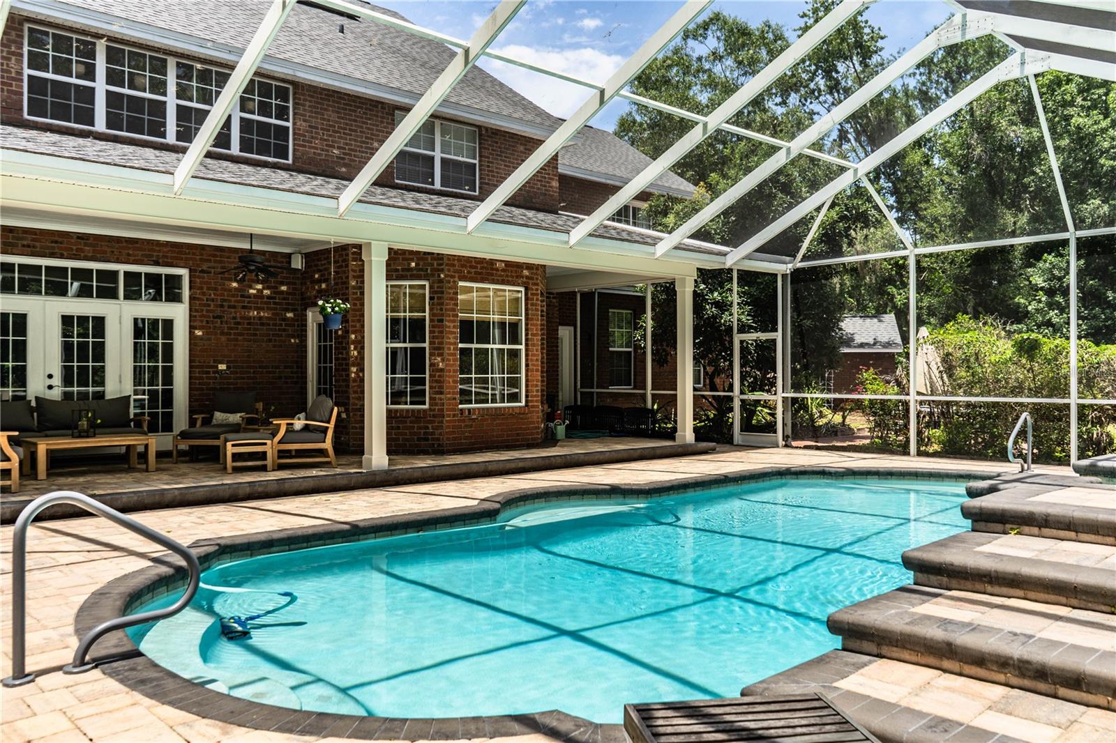 MILLBROOK OAKS - Residential