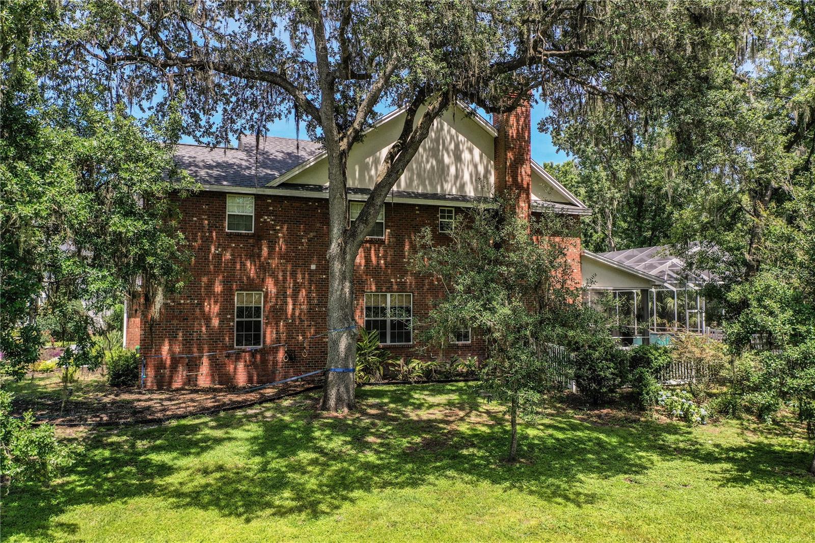 MILLBROOK OAKS - Residential