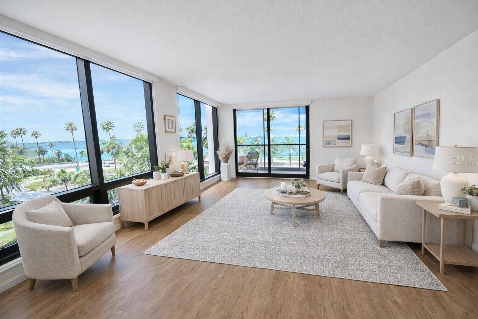ESSEX HOUSE - Residential