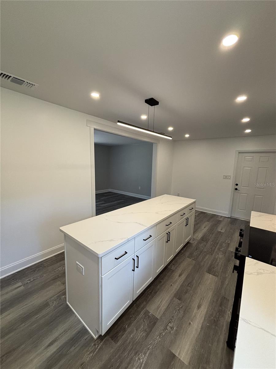 UNPLATTED - Residential