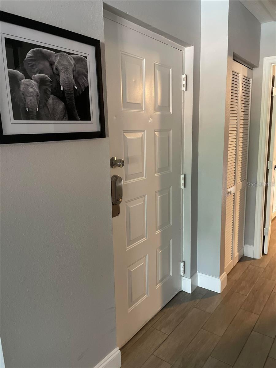 LAKE TARPON VILLAS CONDO - Residential
