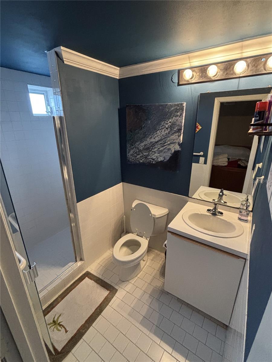BAYSHORE ON THE BLVD A CO - Residential Lease