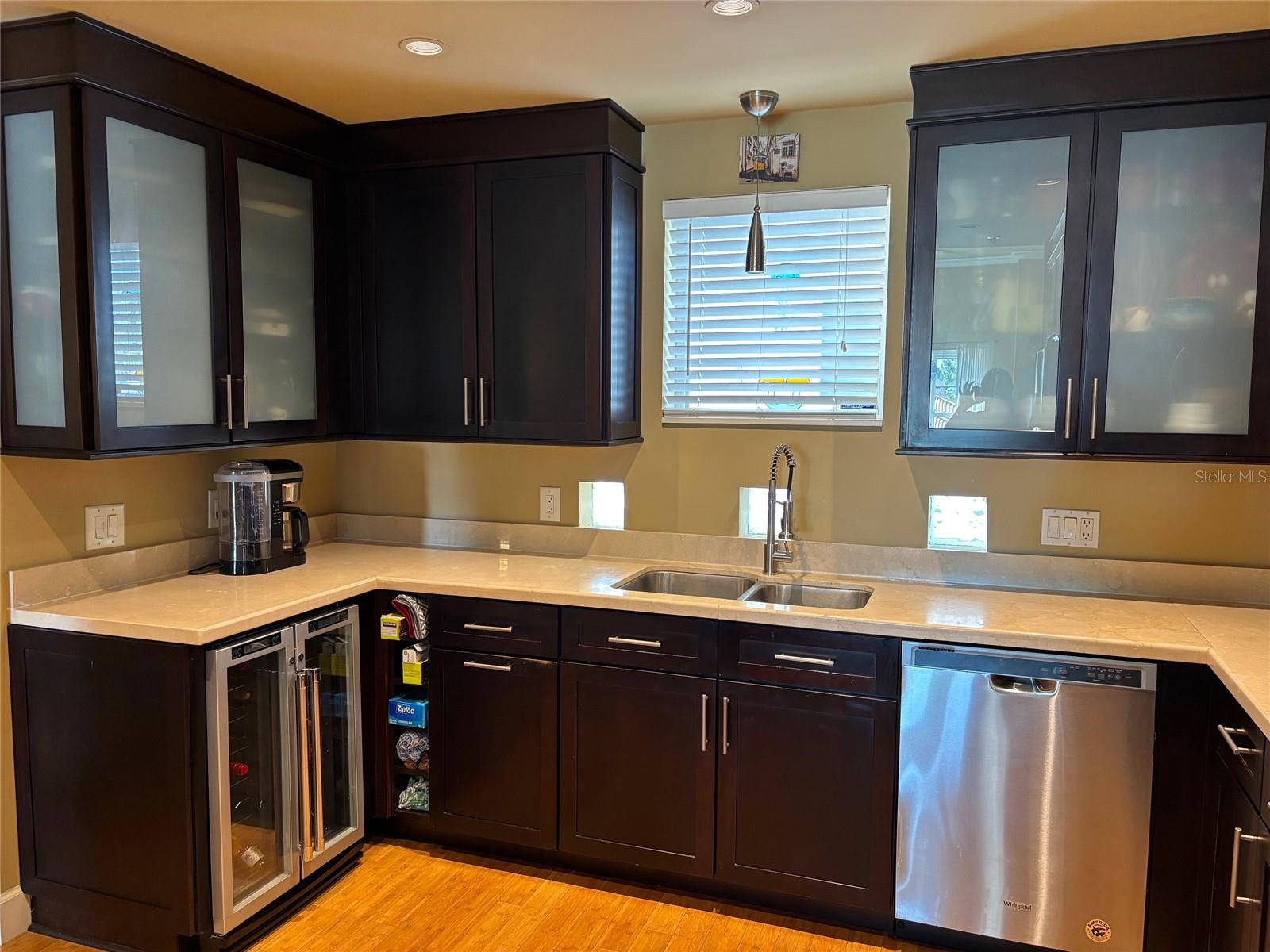 BAYSHORE ON THE BLVD A CO - Residential Lease