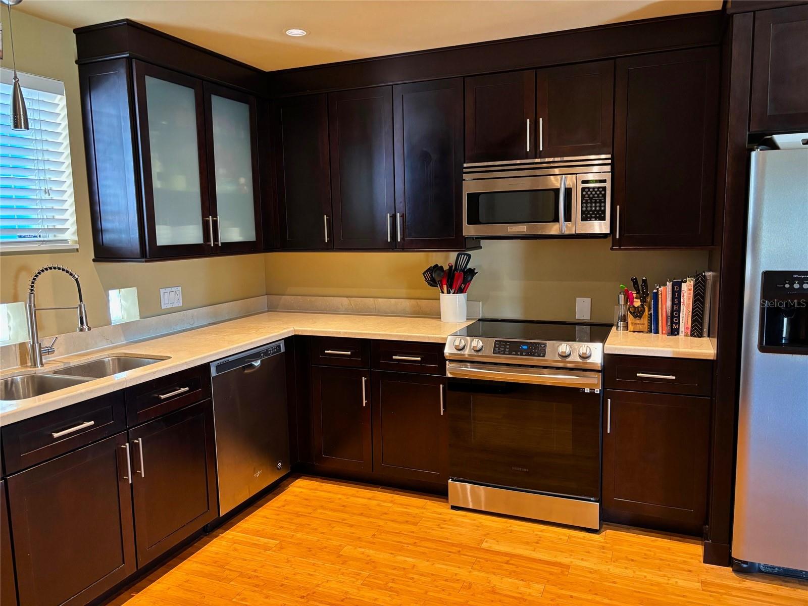 BAYSHORE ON THE BLVD A CO - Residential Lease