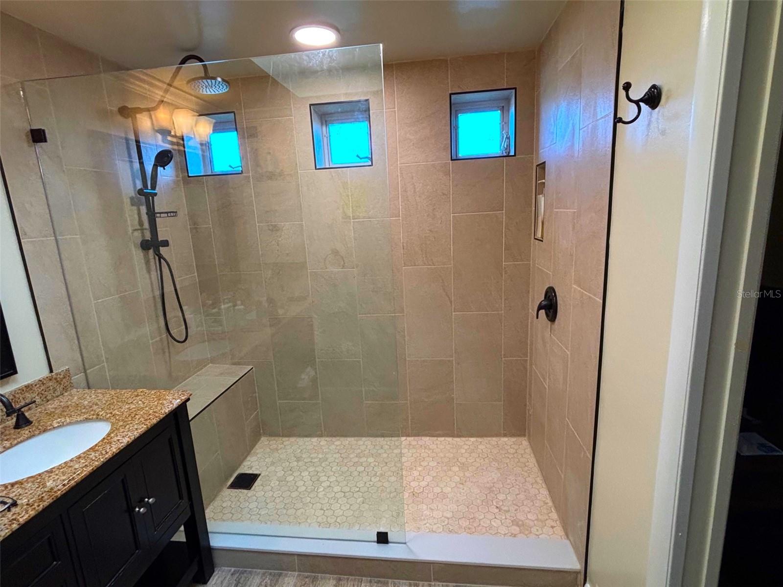 BAYSHORE ON THE BLVD A CO - Residential Lease