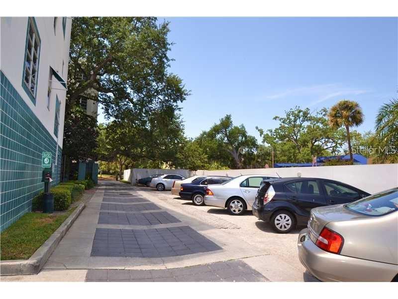 BAYSHORE ON THE BLVD A CO - Residential Lease