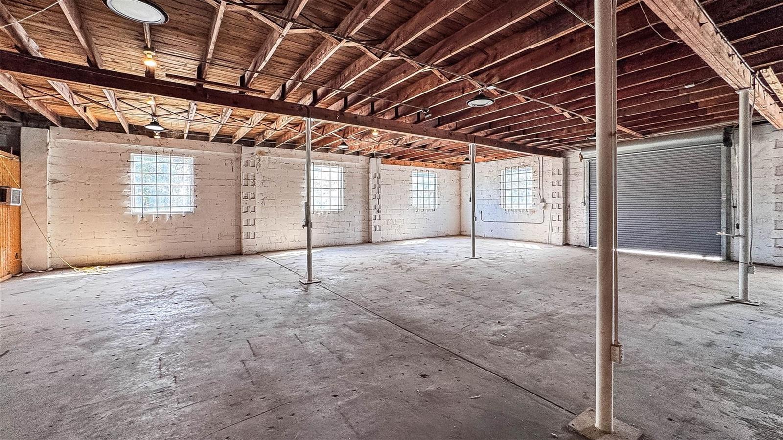 METES & BOUNDS - Commercial Sale