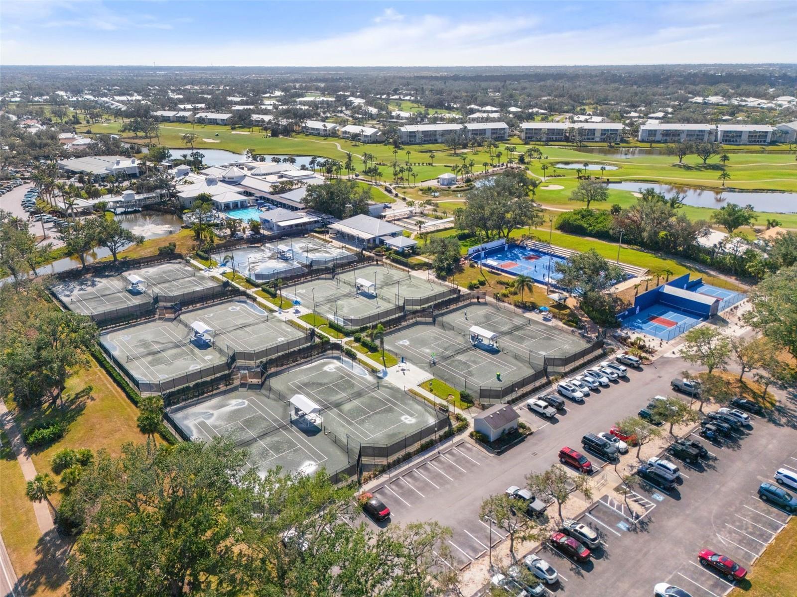 TERRACES VILLAS ST ANDREWS PARK - Residential