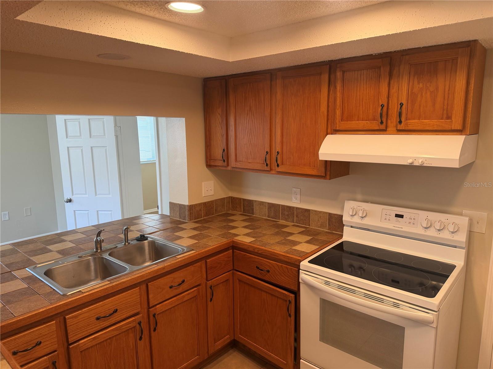 BEACON SQUARE - Residential