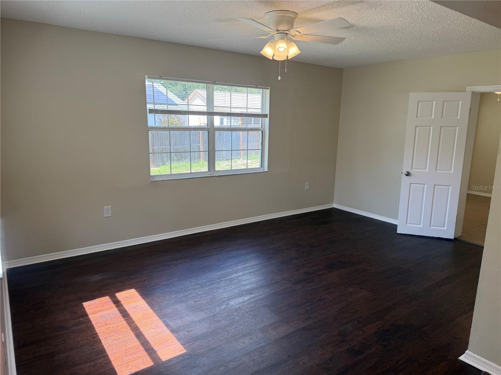 BEACON SQUARE - Residential