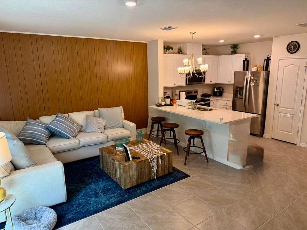 BELLA VITA PHASE 3 PB 198 PGS 1-8 LOT 81 - Residential Lease
