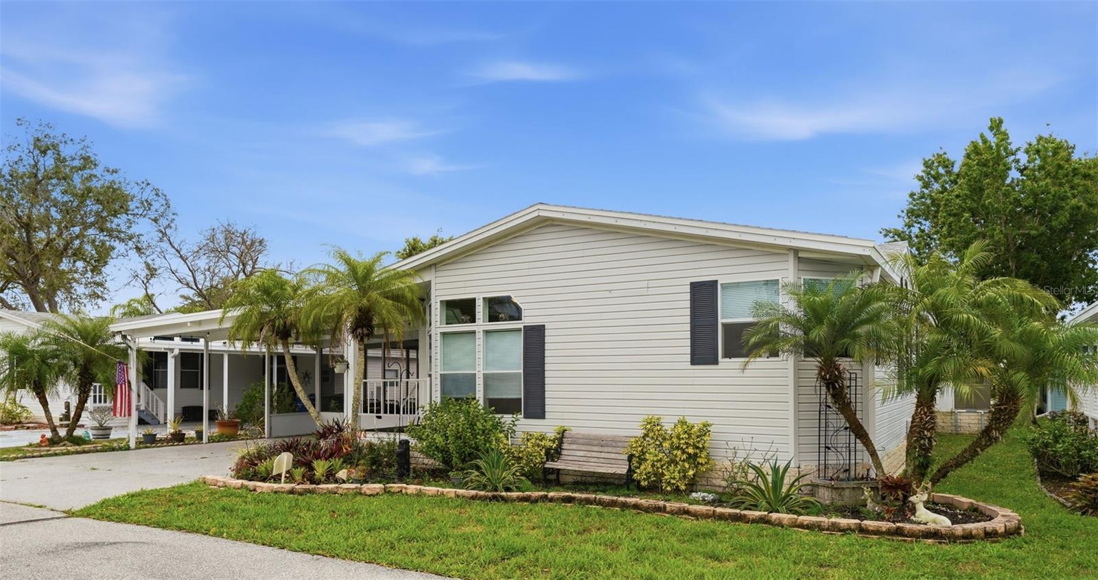 RIVERWALK MHP CO-OP - Residential
