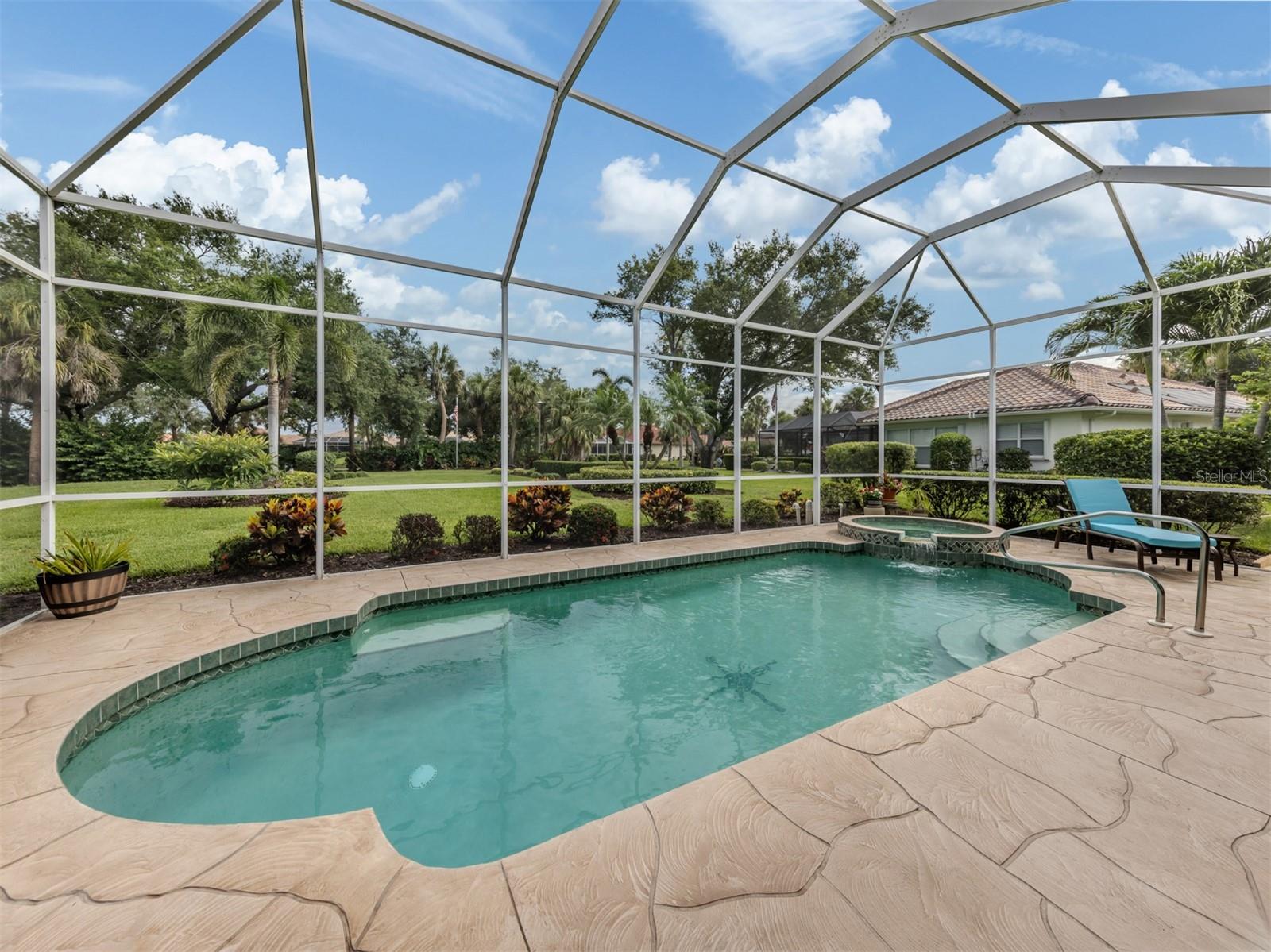 THE LAKES OF JACARANDA - Residential