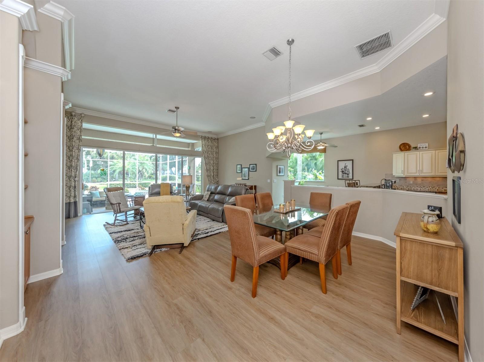 THE LAKES OF JACARANDA - Residential