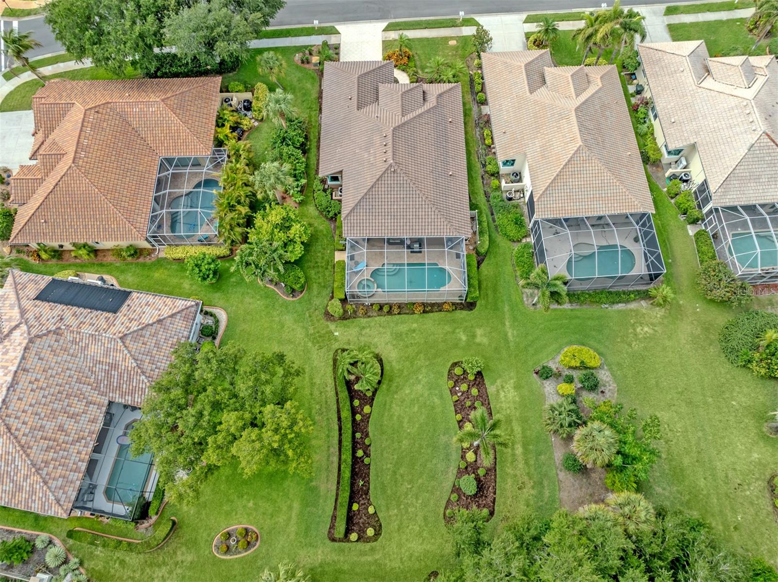 THE LAKES OF JACARANDA - Residential