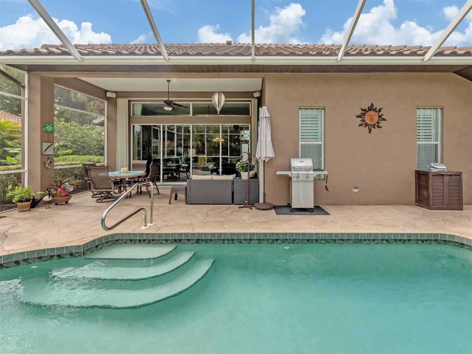 THE LAKES OF JACARANDA - Residential
