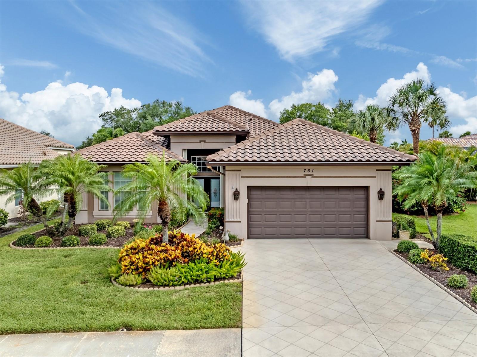 THE LAKES OF JACARANDA - Residential