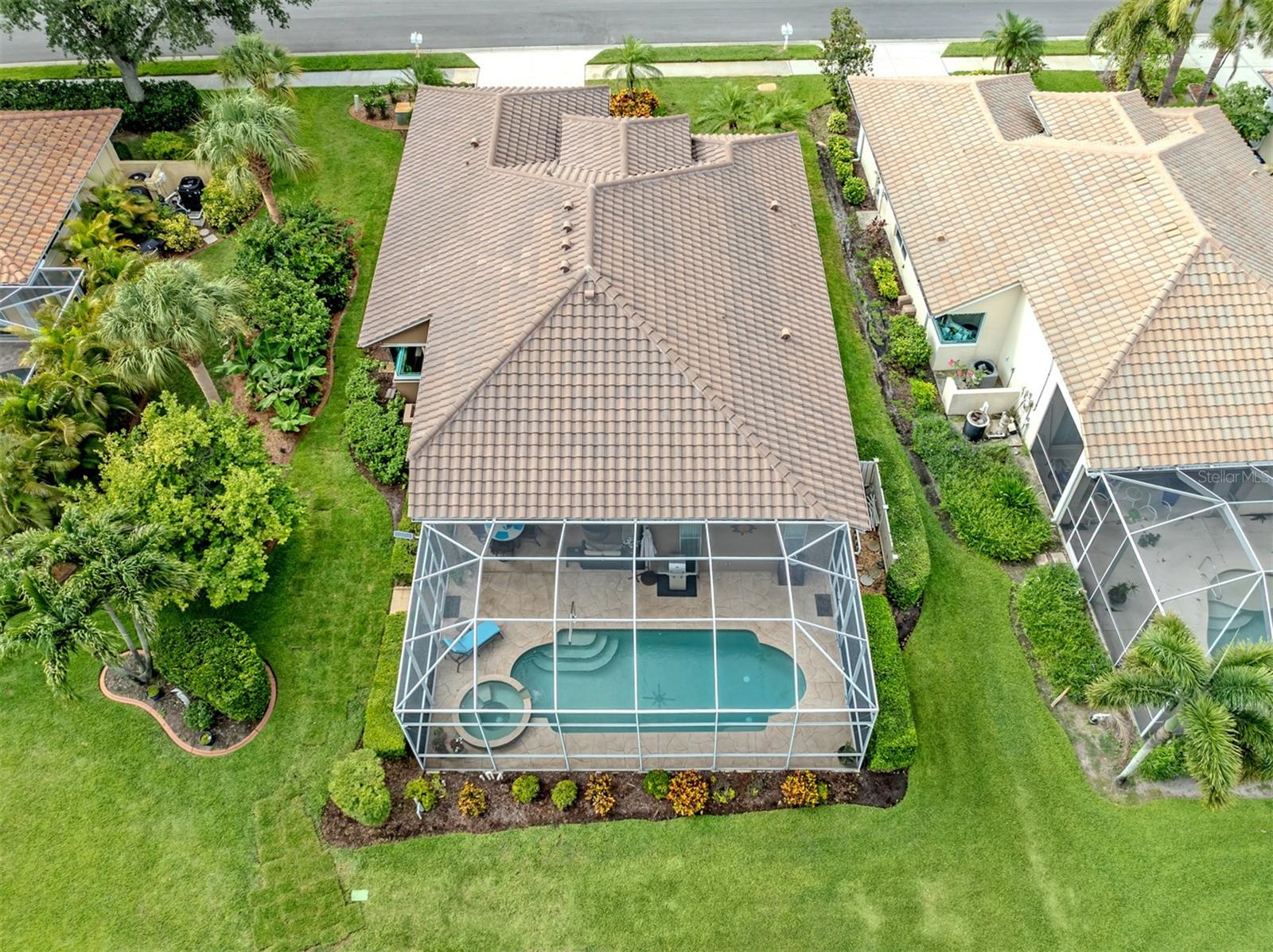 THE LAKES OF JACARANDA - Residential