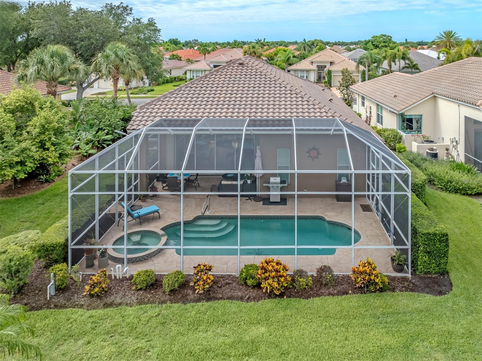 THE LAKES OF JACARANDA - Residential