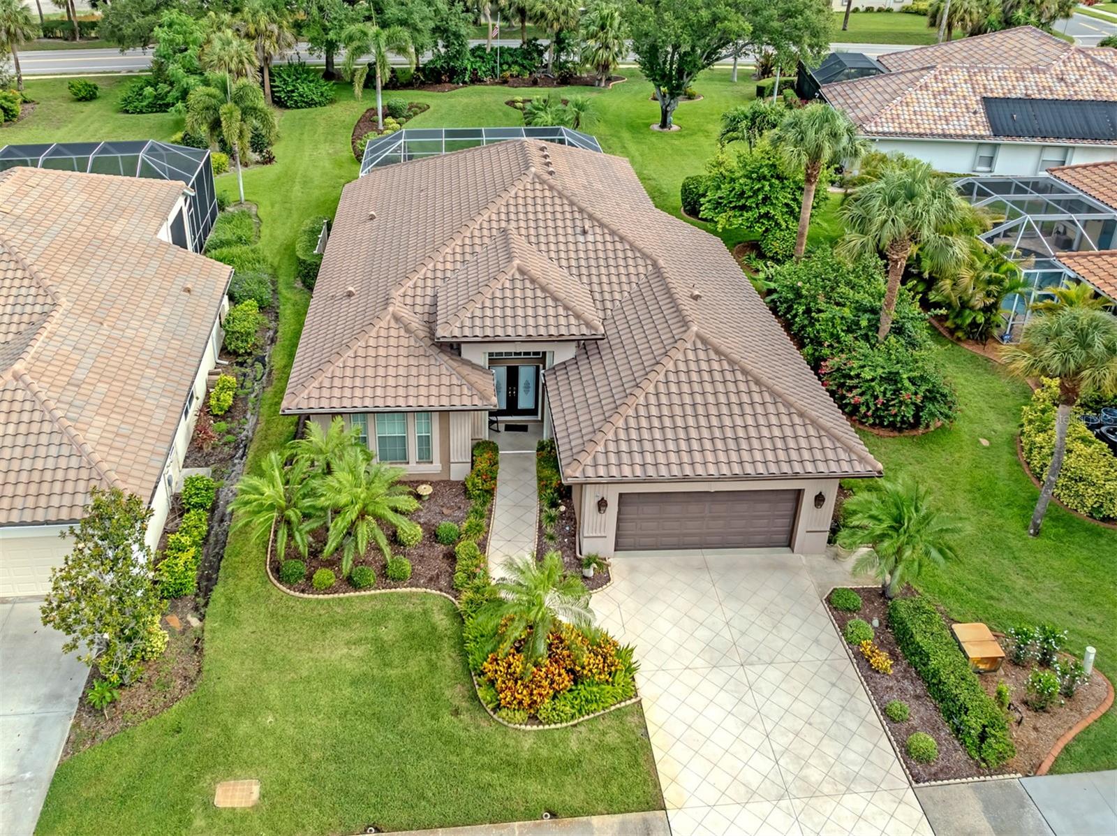 THE LAKES OF JACARANDA - Residential