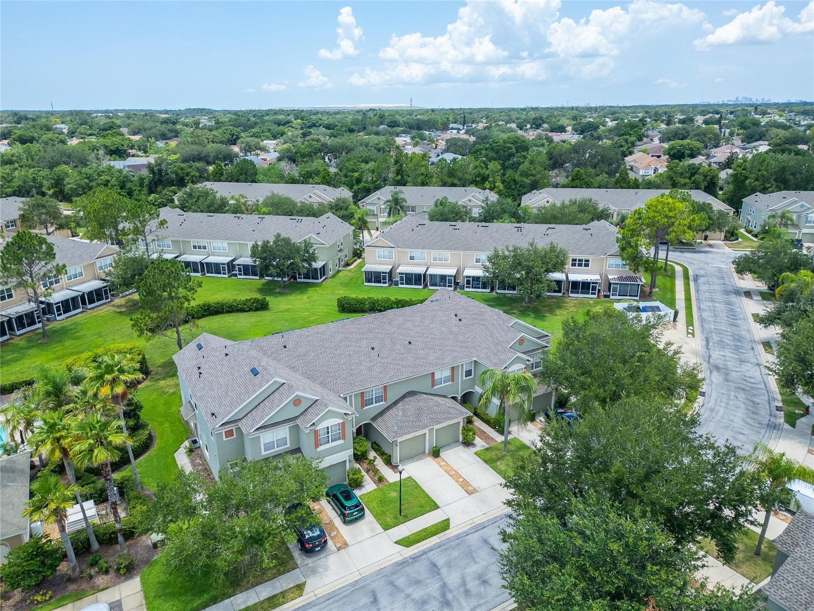 VISTA CAY - Residential