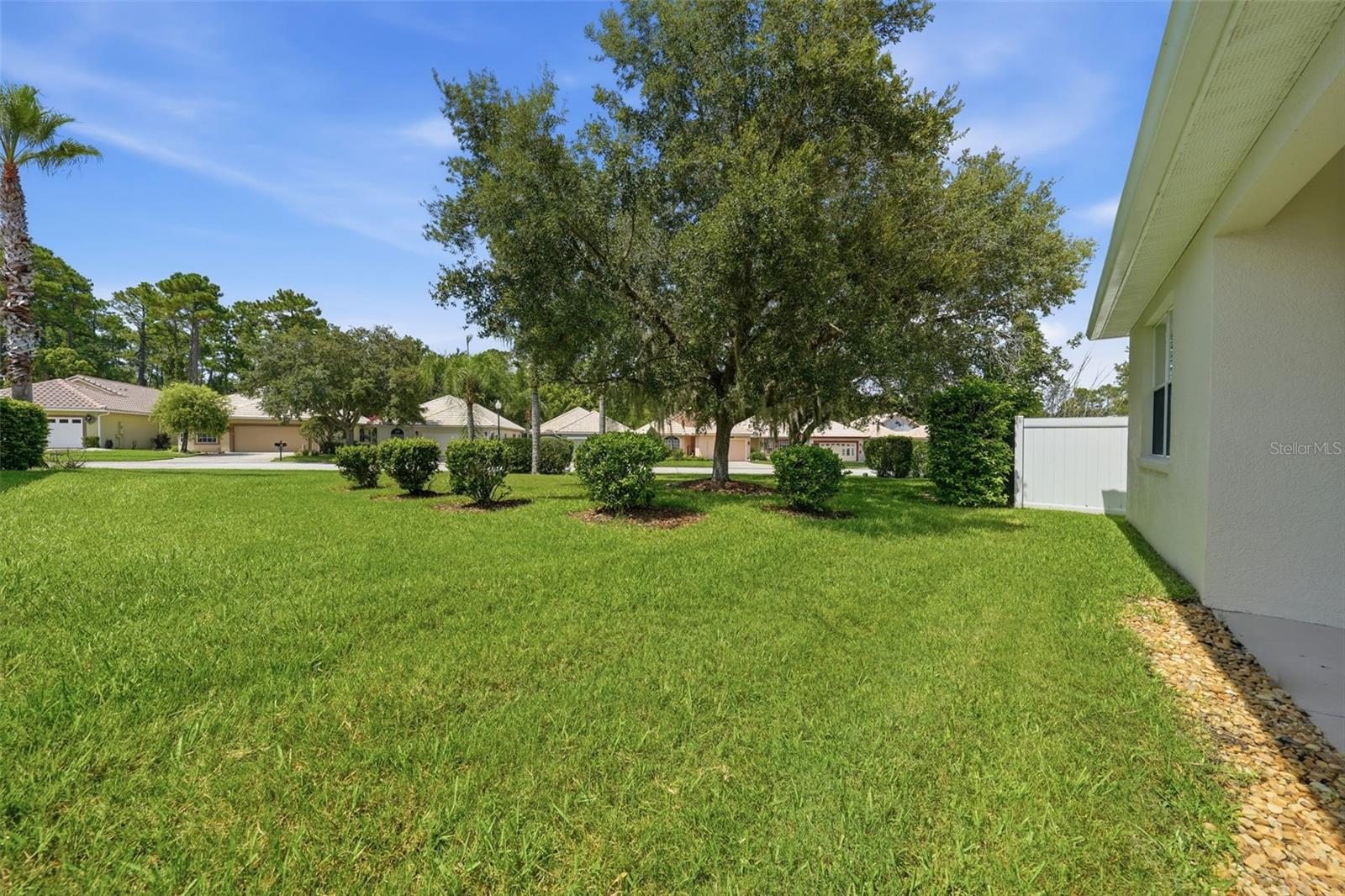 MT DORA COUNTRY CLUB MT DORA PH 02-9 - Residential