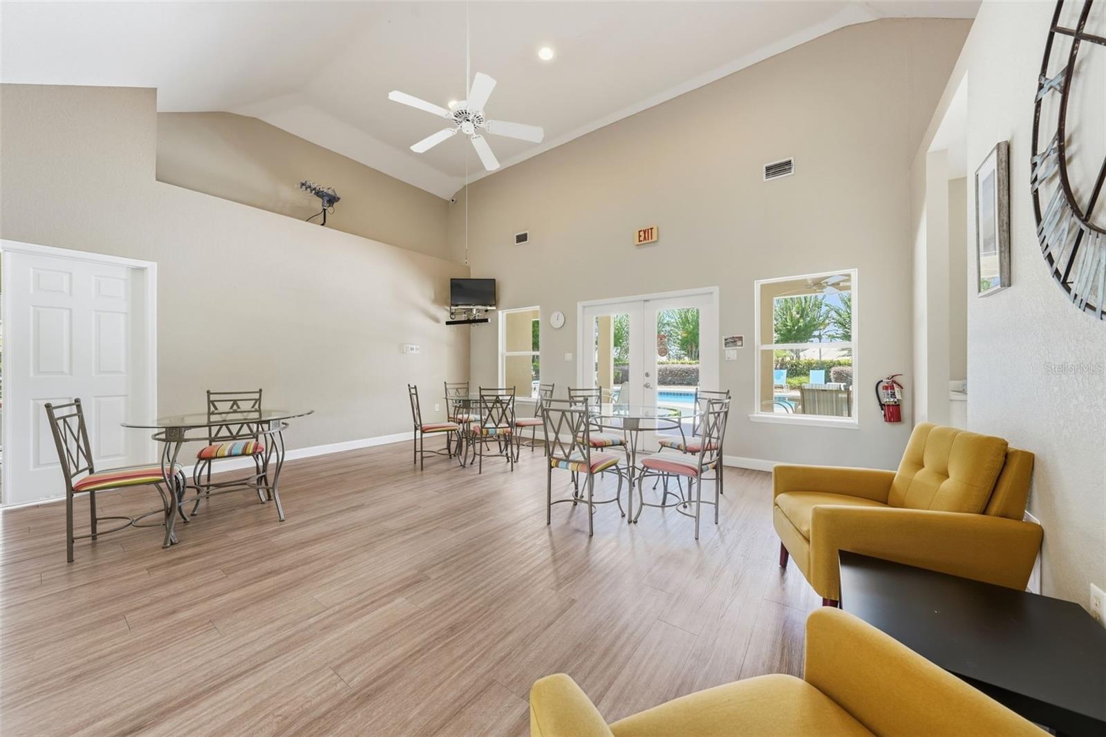 MT DORA COUNTRY CLUB MT DORA PH 02-9 - Residential