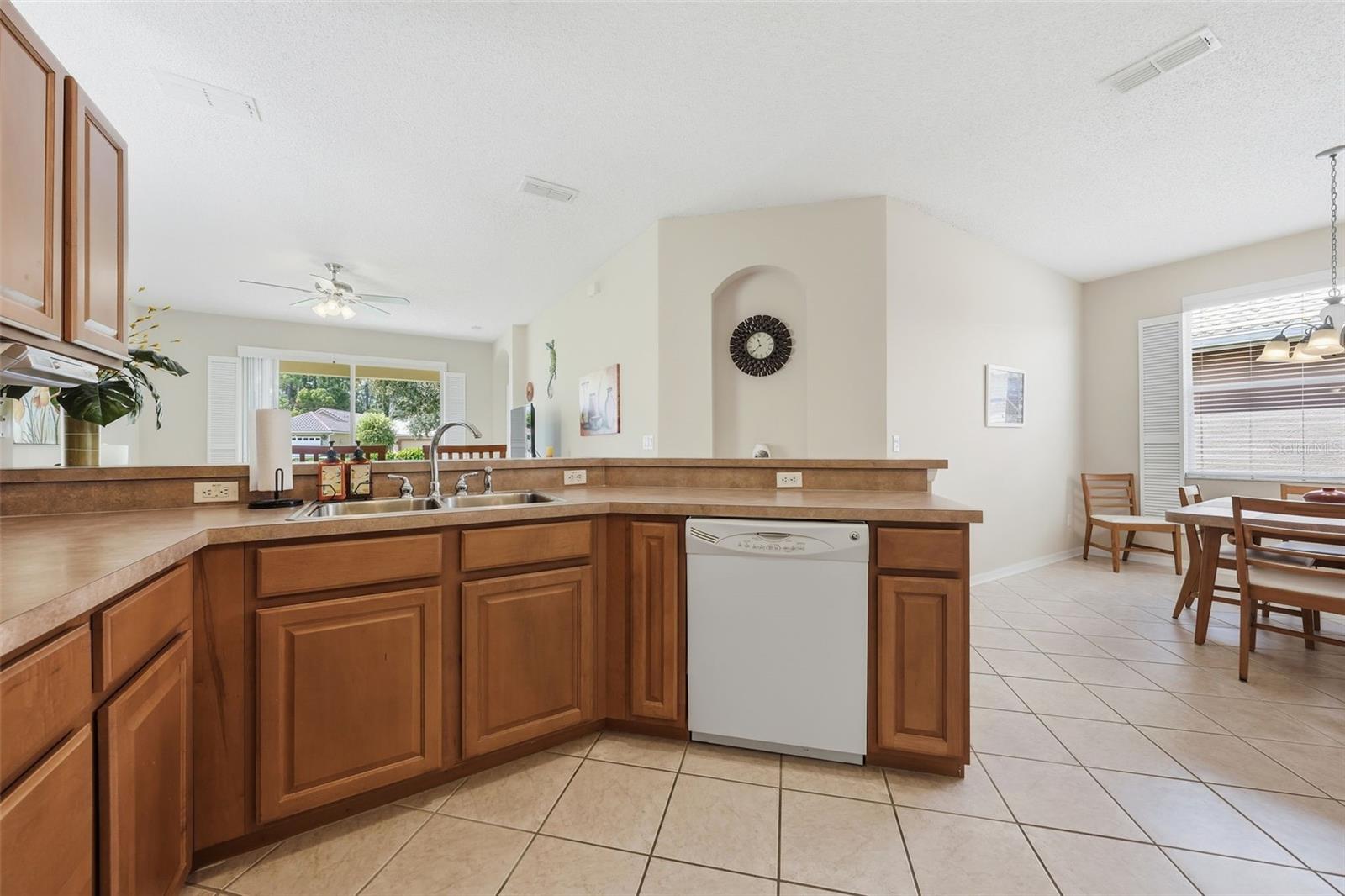 MT DORA COUNTRY CLUB MT DORA PH 02-9 - Residential