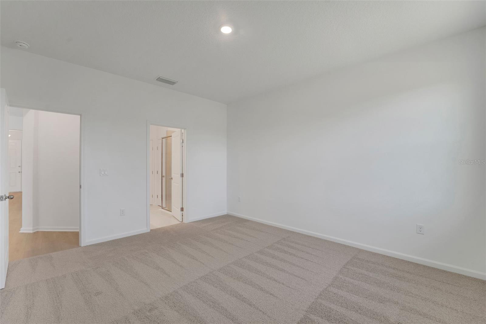 WILLOWBROOK - Residential