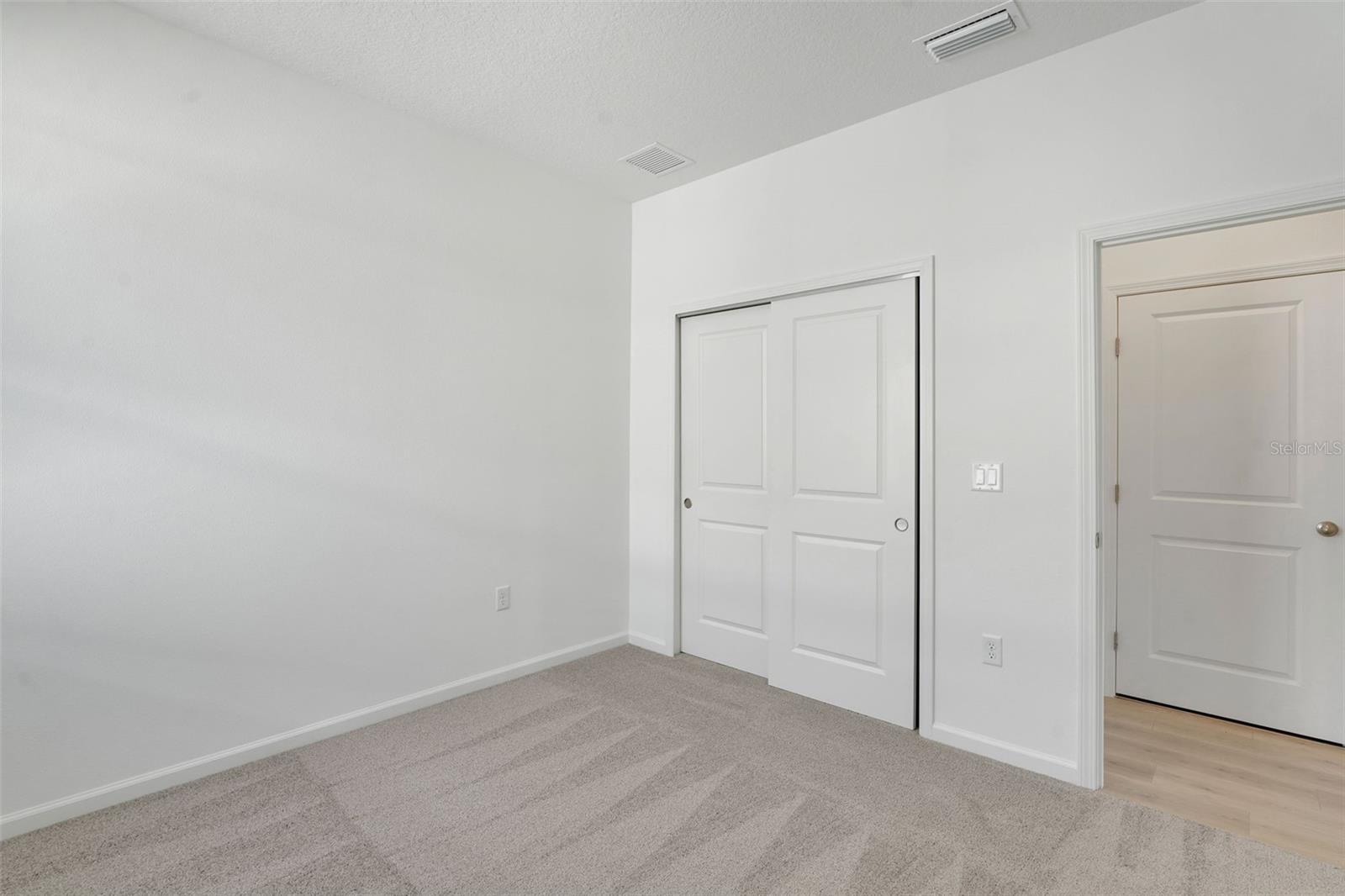 WILLOWBROOK - Residential