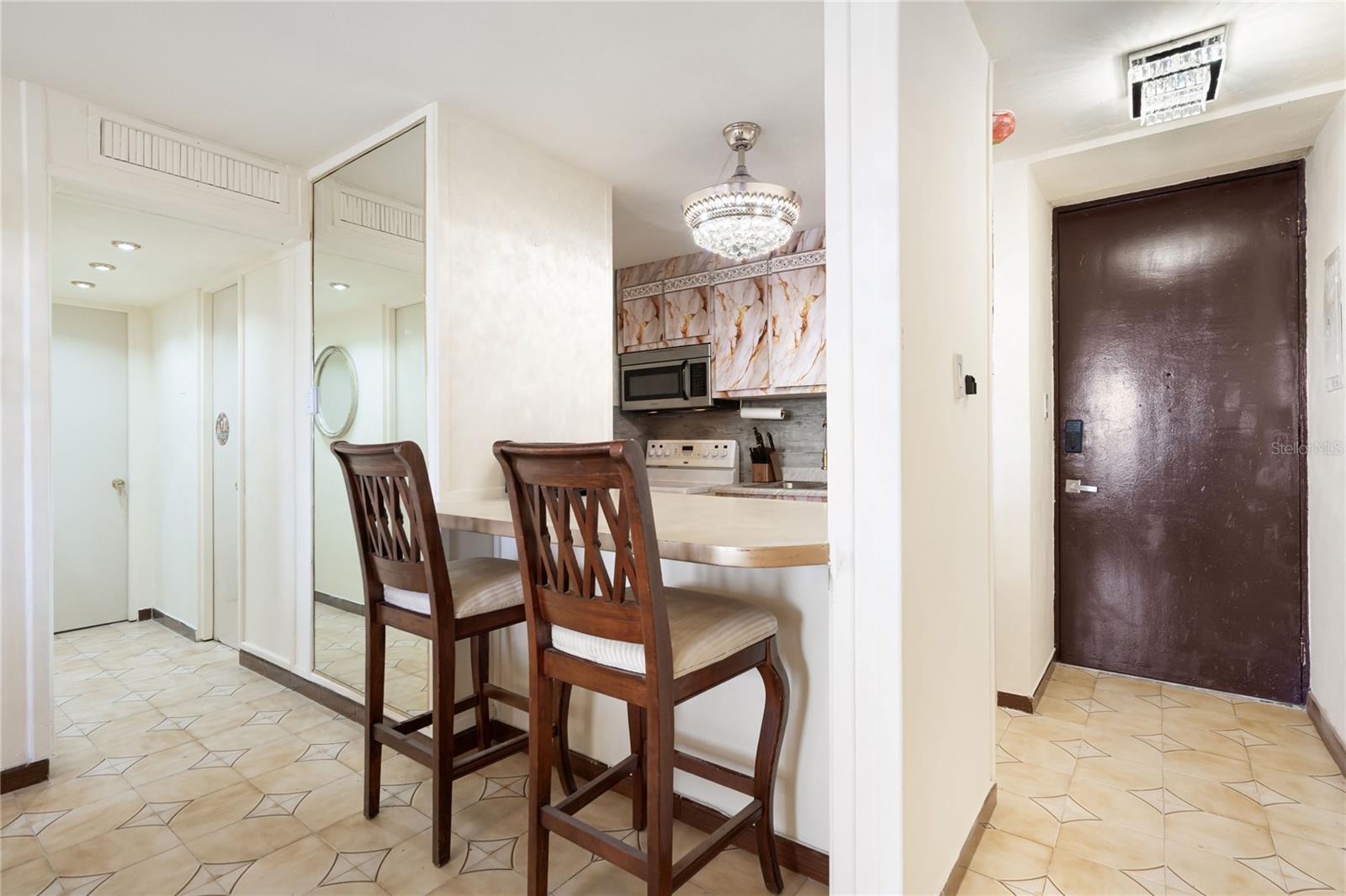 COND. TROPICANA - Residential Lease