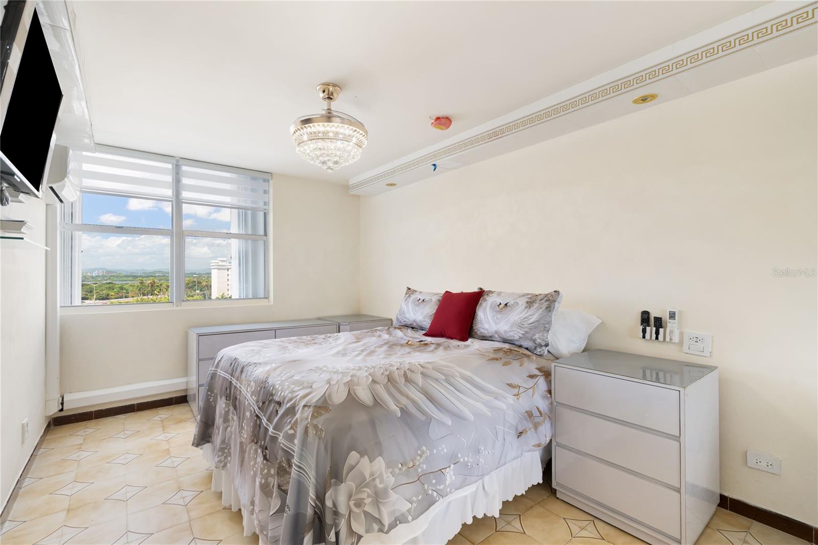 COND. TROPICANA - Residential Lease