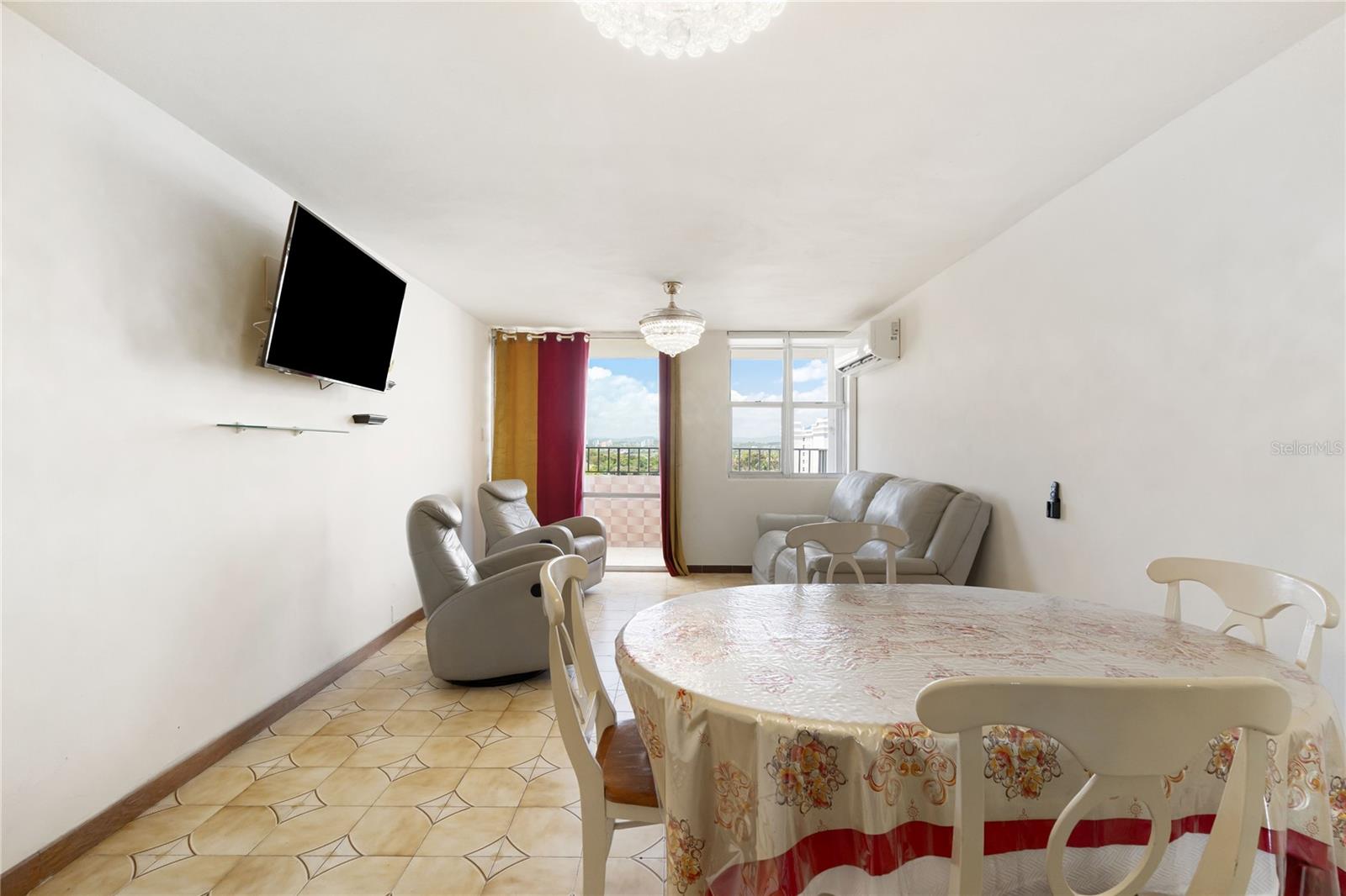 COND. TROPICANA - Residential Lease