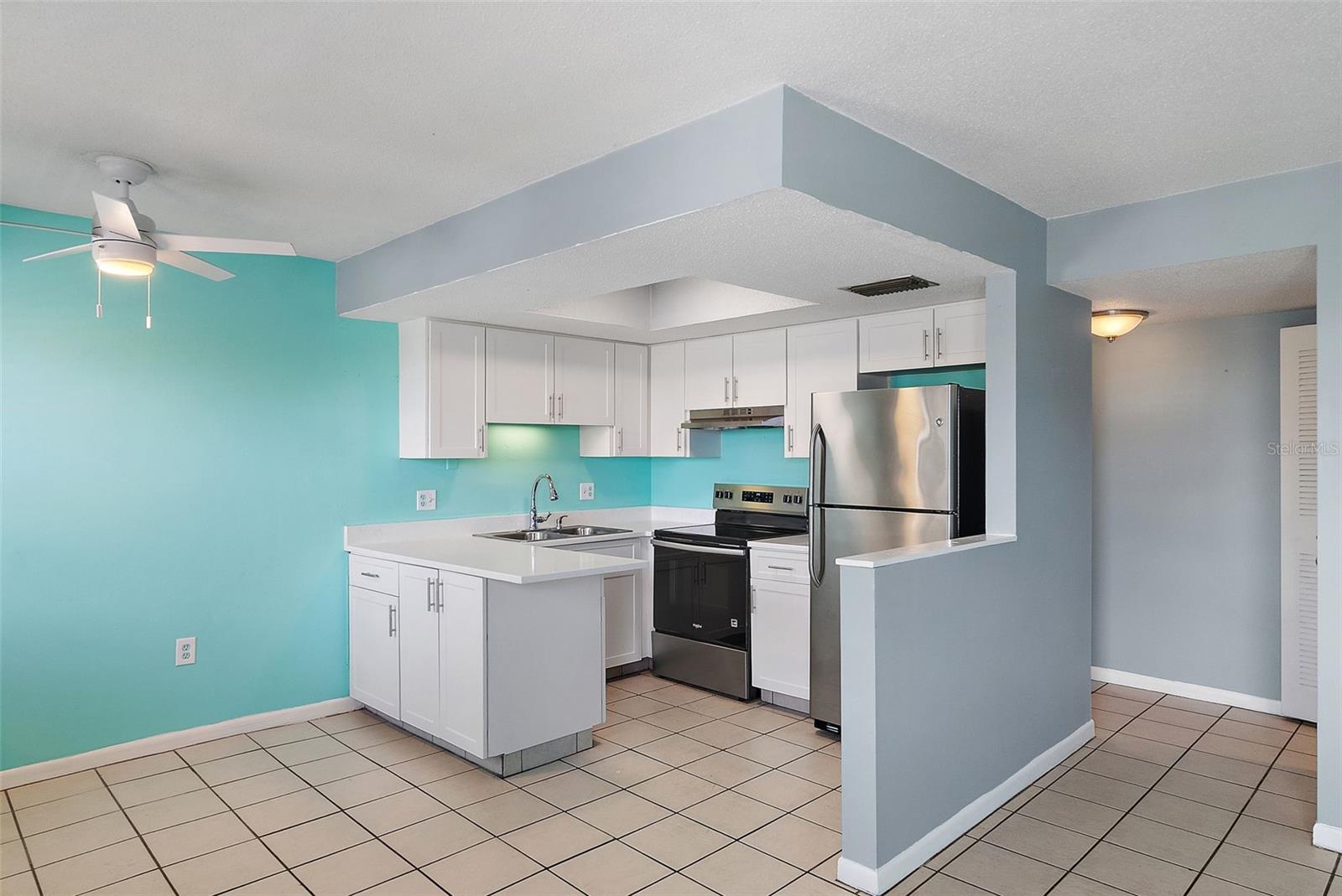 CAREFREE APTS CONDO - Residential