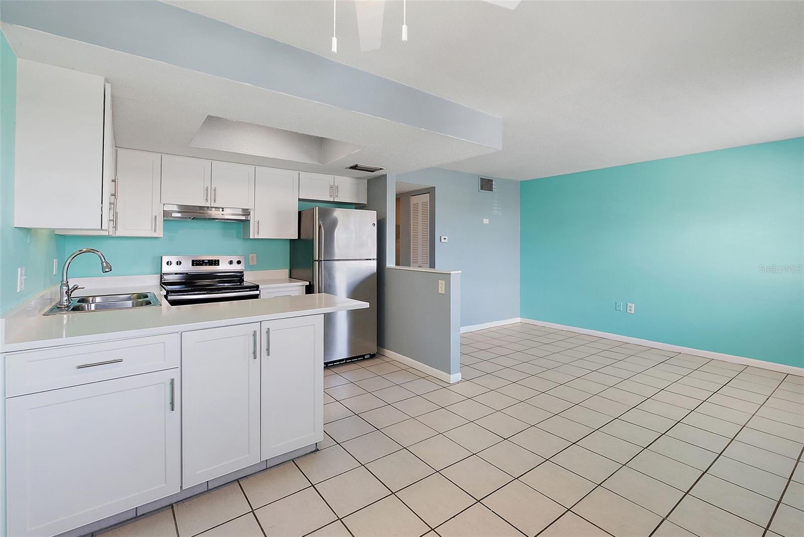 CAREFREE APTS CONDO - Residential