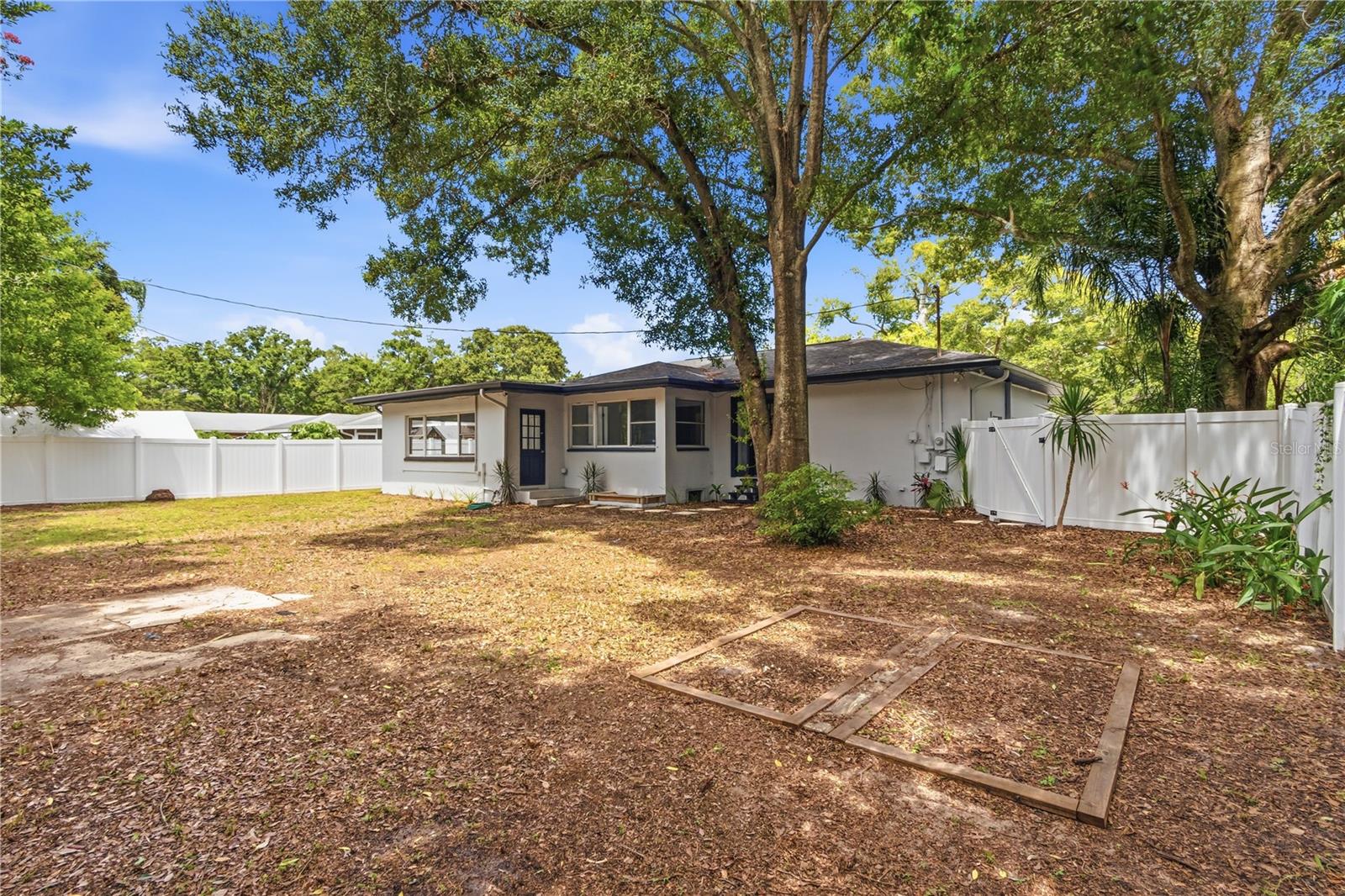 SKY CREST UNIT 4 - Residential